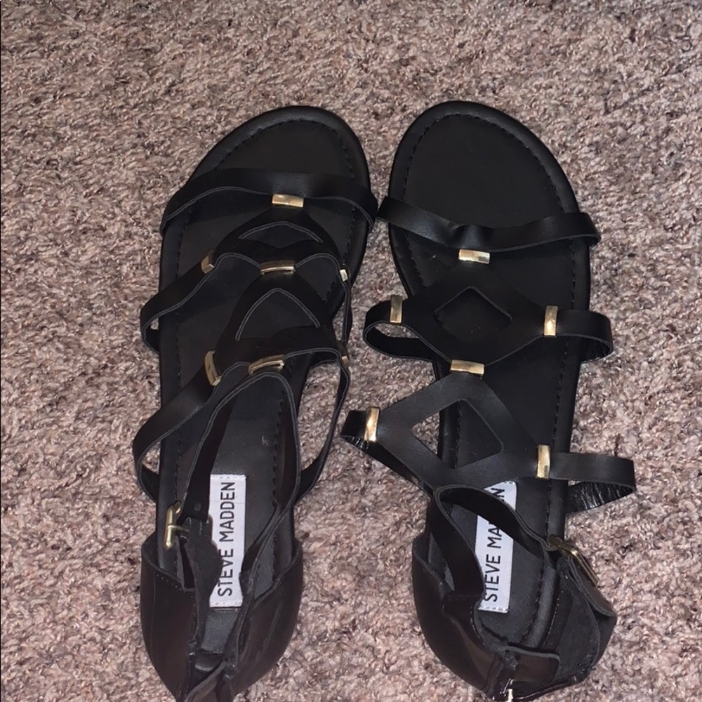 Steve Madden sandels